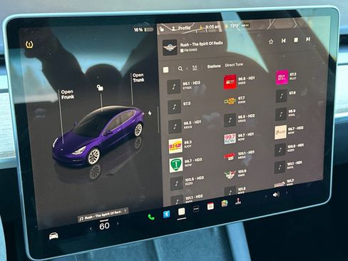 Used 2023 Tesla Model 3 Standard Range RWD image 13
