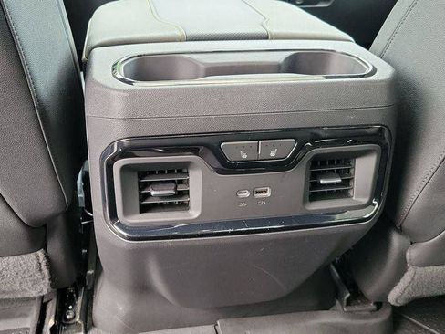 Used 2023 Chevrolet Silverado 1500 ZR2 w/ Technology Package AWD/4WD image 30