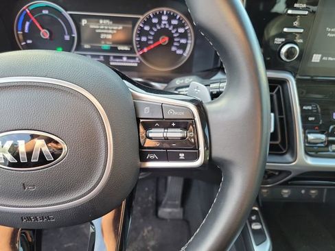 Used 2021 Kia Sorento EX FWD image 19