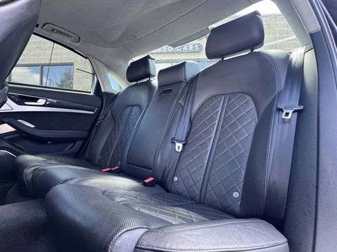 Used 2014 Audi S8 w/ Driver Assistance Package image 43
