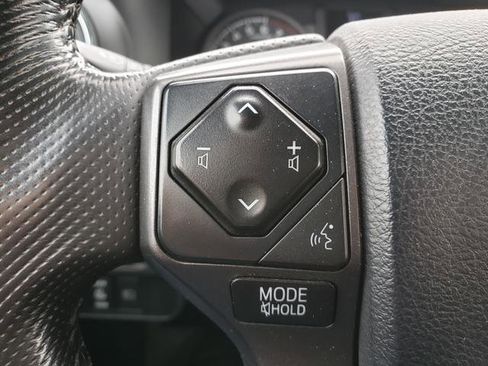 Used 2019 Toyota Tacoma TRD Off-Road AWD/4WD image 23