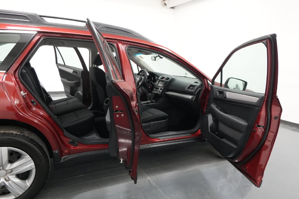 Used 2015 Subaru Outback 2.5i AWD/4WD image 25