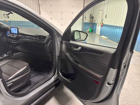 Used 2023 Ford Escape ST-Line image 44