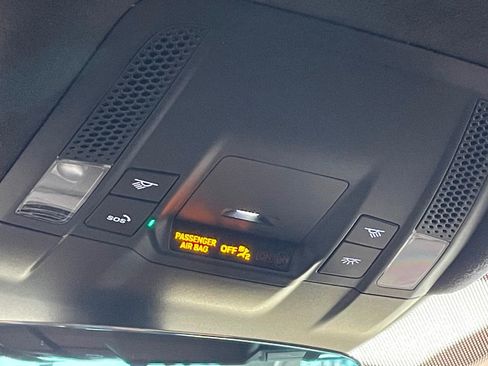 Used 2021 Porsche Taycan Turbo image 48