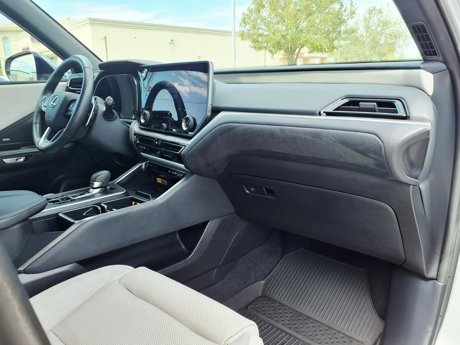 Certified 2025 Lexus TX 350 AWD w/ Technology Package image 8