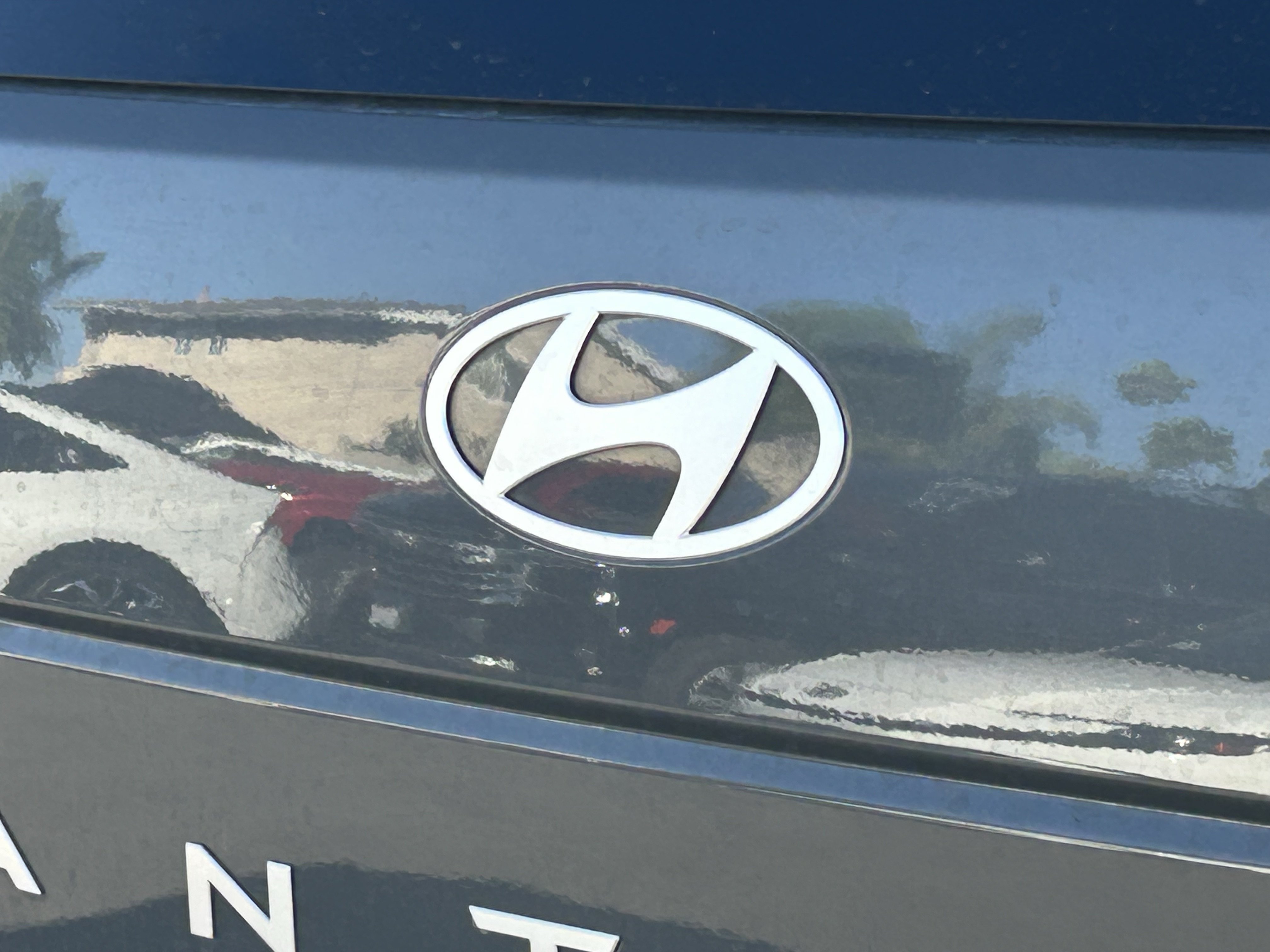 Used 2025 Hyundai Santa Fe SEL AWD/4WD image 4