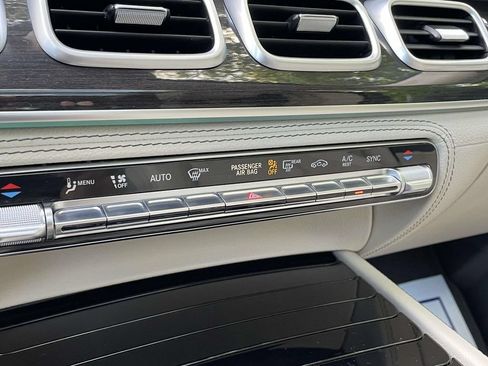 Used 2020 Mercedes-Benz GLE 580 4MATIC image 31