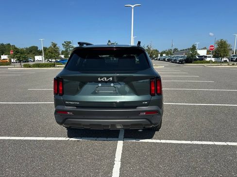 Certified 2023 Kia Sorento X-Line EX AWD/4WD image 8