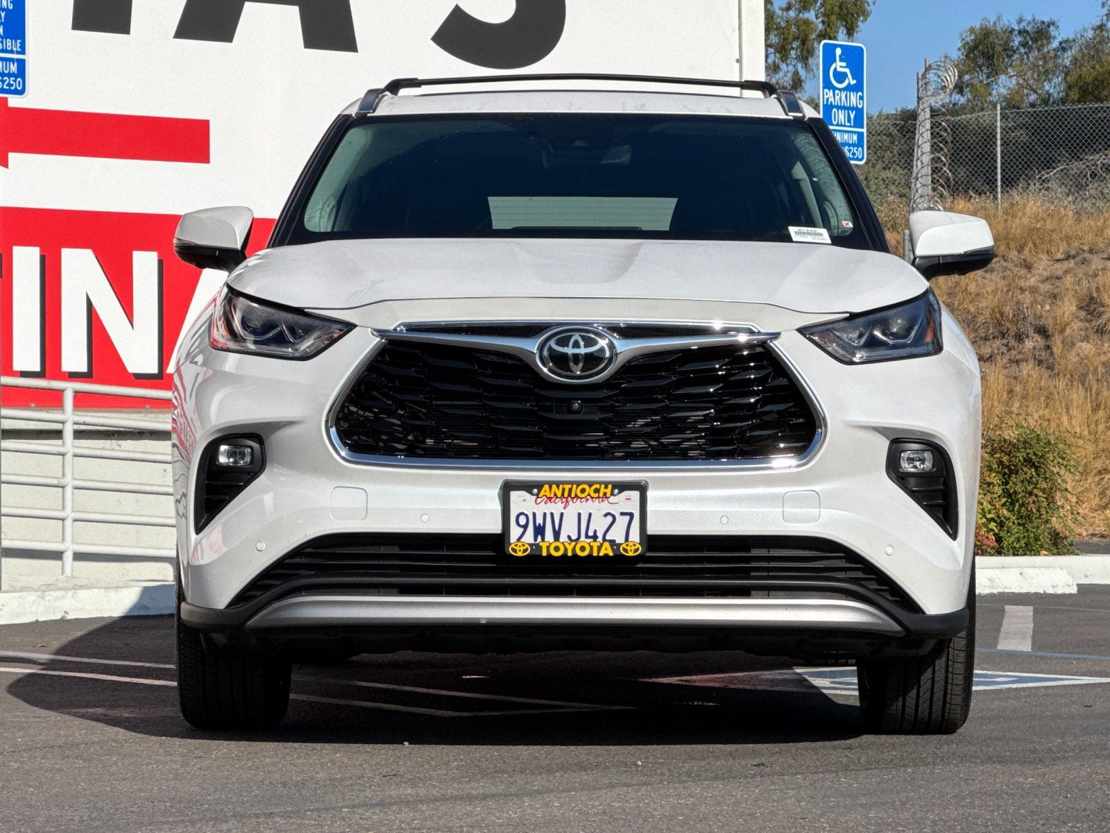 Used 2026 Toyota Highlander Platinum AWD/4WD image 7