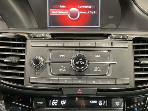 Used 2017 Honda Accord Sport image 17