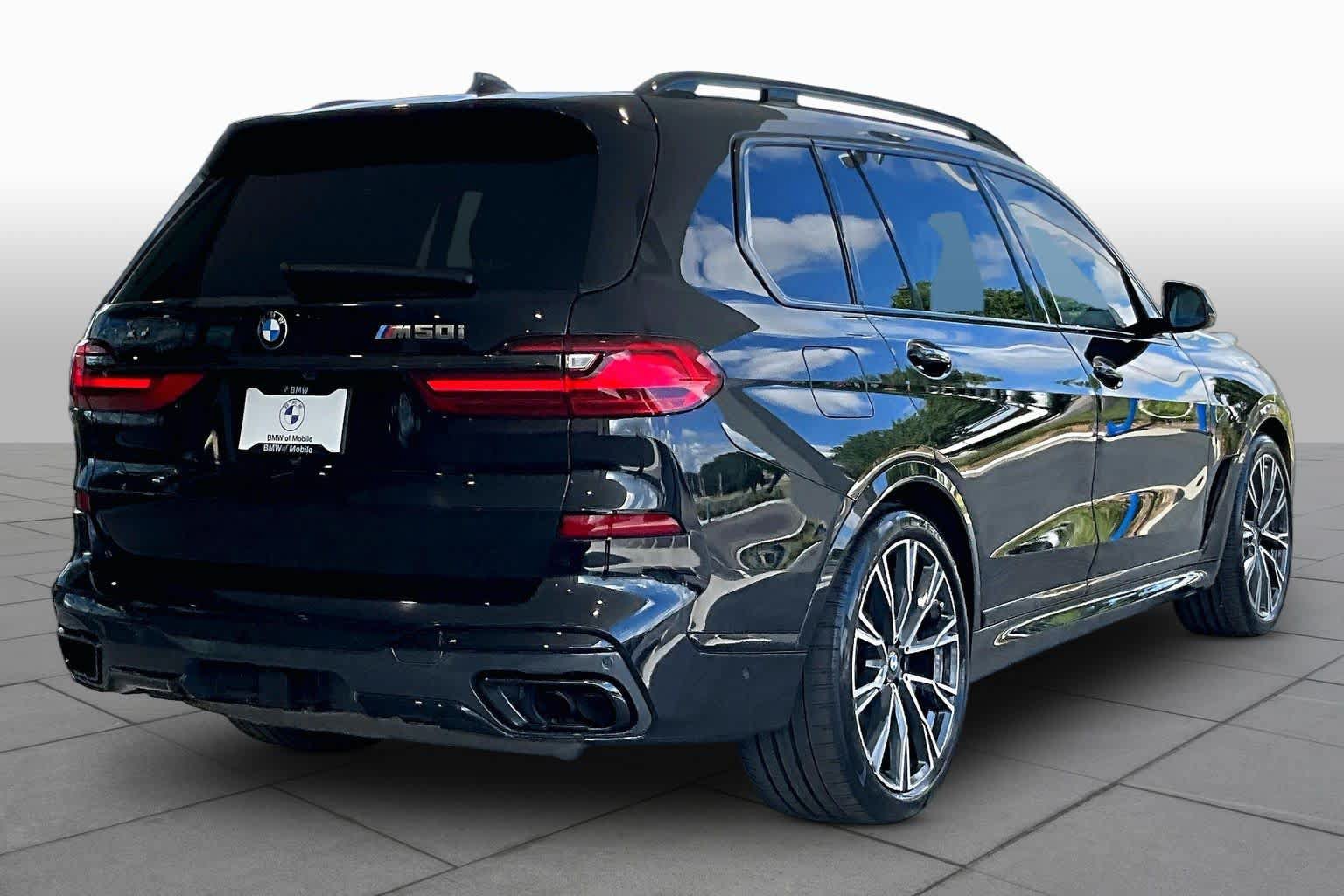 Used 2022 BMW X7 M50i AWD/4WD image 12