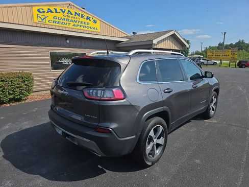 Used 2019 Jeep Cherokee Limited w/ Trailer Tow Group AWD/4WD image 6