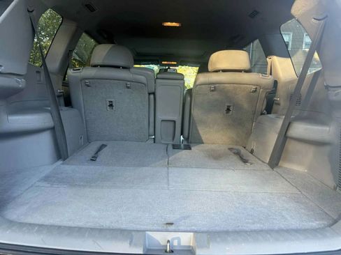 Used 2012 Toyota Highlander SE image 13