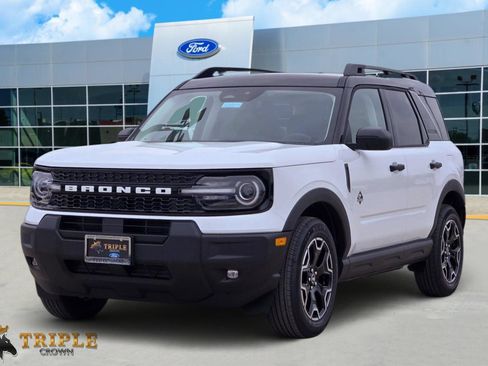 New 2026 Ford Bronco Sport Outer Banks AWD/4WD image 2