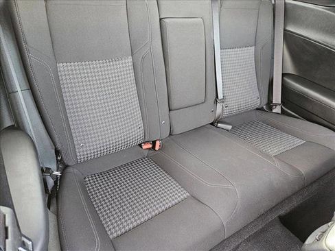 Used 2023 Dodge Challenger SXT w/ Blacktop Package image 17