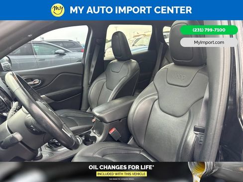 Used 2021 Jeep Cherokee High Altitude AWD/4WD image 14