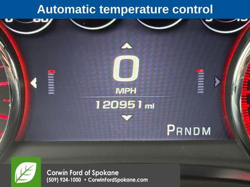 Used 2015 GMC Yukon Denali image 4