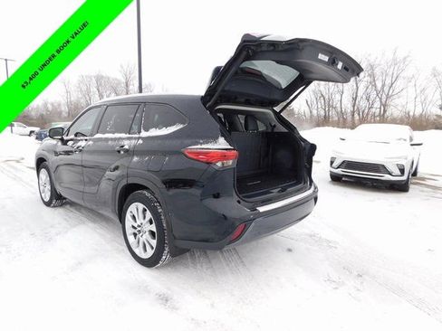 Used 2023 Toyota Highlander Limited image 24