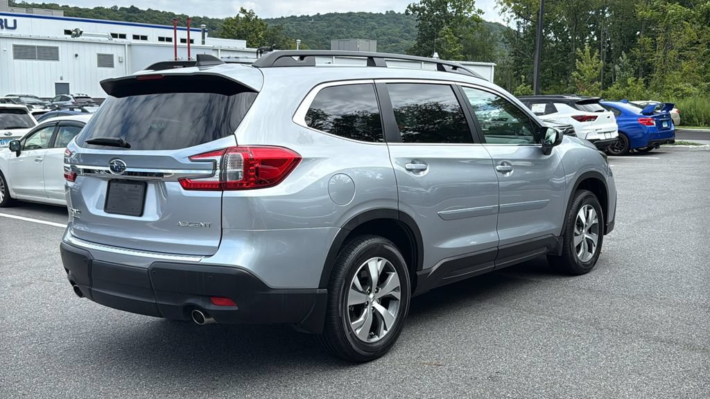Certified 2025 Subaru Ascent Premium AWD/4WD image 4
