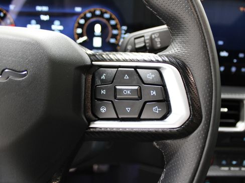 Used 2025 Ford Mustang GT Premium image 12