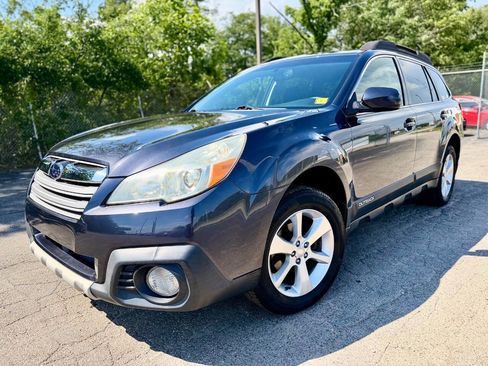 Used 2013 Subaru Outback 2.5i Limited AWD/4WD image 1