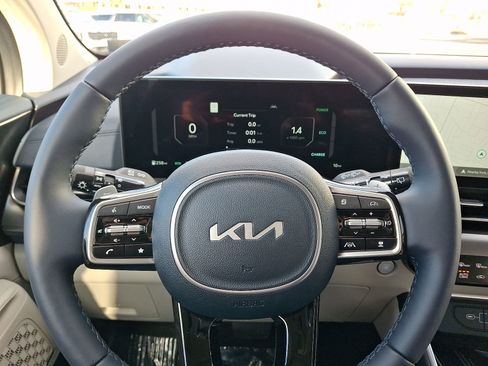 New 2026 Kia Carnival SX Prestige image 18