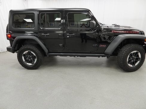 Certified 2022 Jeep Wrangler Unlimited Rubicon w/ Cold Weather Group image 10