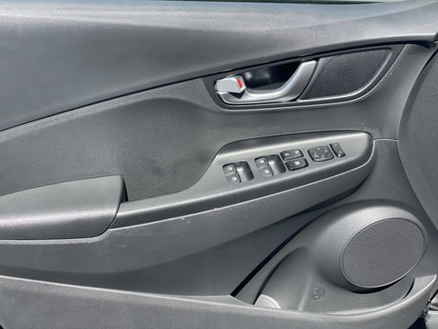 Certified 2023 Hyundai Kona SE image 20