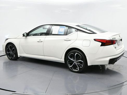 Used 2024 Nissan Altima 2.5 SR w/ SR Premium Package AWD/4WD image 5