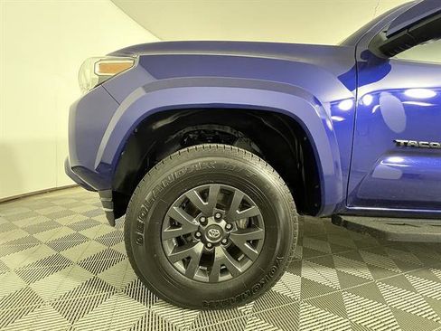 Certified 2023 Toyota Tacoma SR5 AWD/4WD image 21
