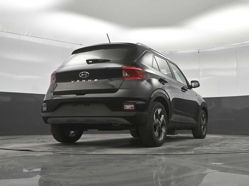 New 2026 Hyundai Venue SEL FWD image 36