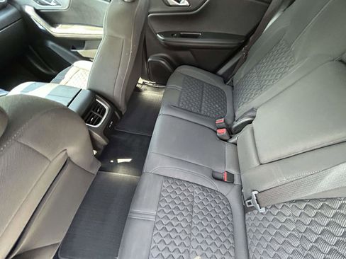 Used 2021 Chevrolet Blazer LT image 11