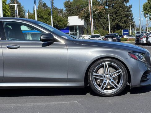Used 2020 Mercedes-Benz E 350 Sedan image 35