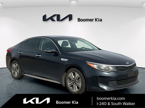 Used 2017 Kia Optima EX w/ Technology Package image 3