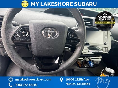 Used 2020 Toyota Prius LE FWD image 10