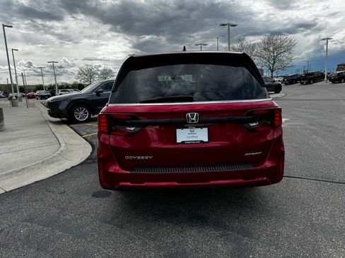 Used 2025 Honda Odyssey Sport-L image 6