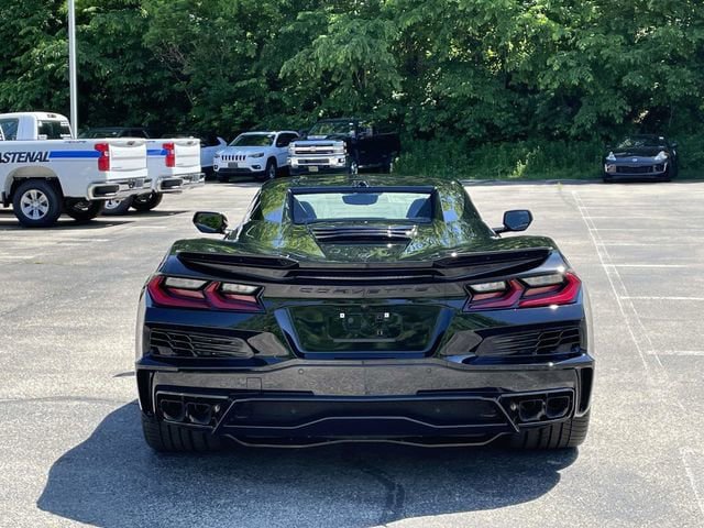 New 2026 Chevrolet Corvette E-Ray AWD/4WD image 4
