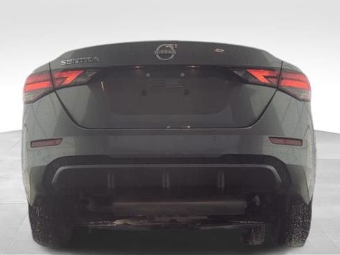 Used 2025 Nissan Sentra SV FWD image 5