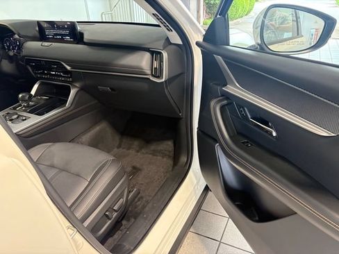 Used 2024 MAZDA CX-90 Plug-In Hybrid w/ Preferred AWD/4WD image 28