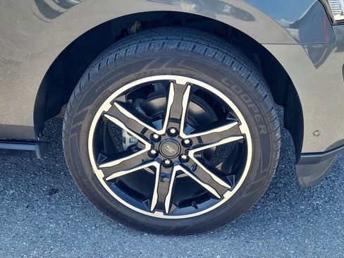 Used 2021 Ford Expedition Max Limited RWD image 6