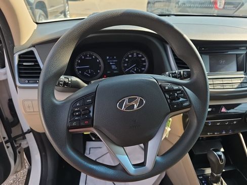 Used 2017 Hyundai Tucson SE w/ SE Popular Package 02 AWD/4WD image 11