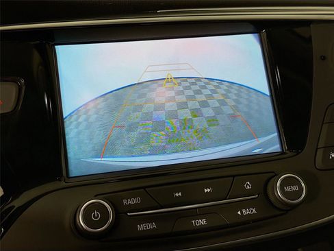 Used 2019 Buick Envision Premium AWD/4WD image 17