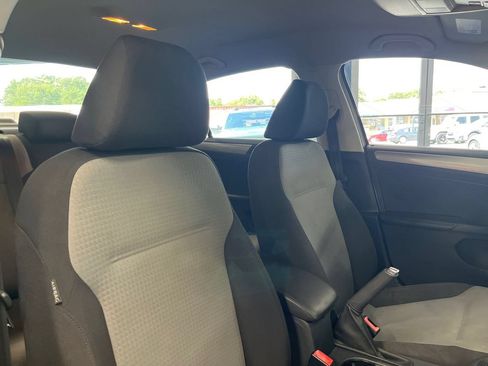 Used 2017 Volkswagen Jetta S FWD image 45