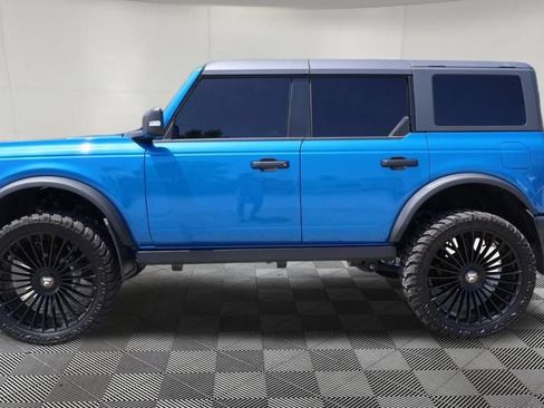 Used 2025 Ford Bronco Badlands AWD/4WD image 9