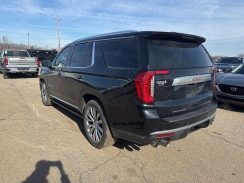 Used 2023 GMC Yukon Denali w/ Denali Reserve Package image 2