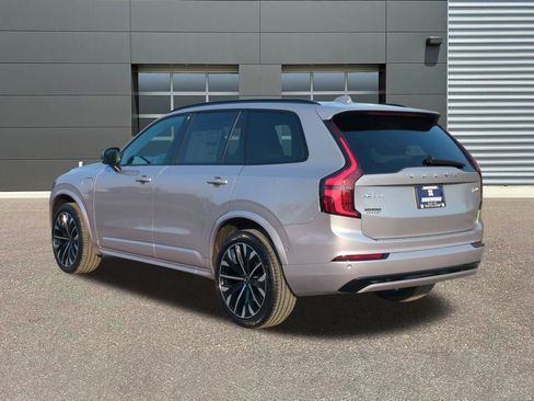 New 2026 Volvo XC90 T8 Ultra w/ Protection Package Premier AWD/4WD image 5