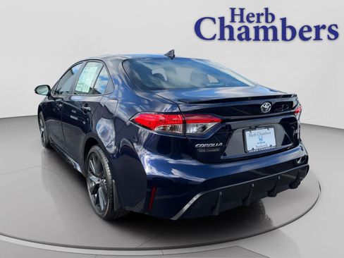 Used 2024 Toyota Corolla SE image 11