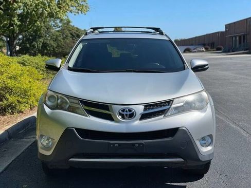 Used 2013 Toyota RAV4 Limited FWD image 4