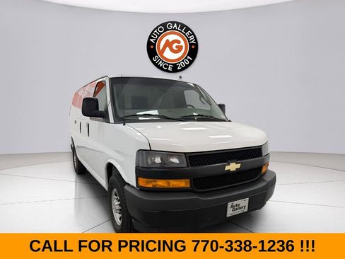 Used 2023 Chevrolet Express 3500 w/ Driver Convenience Package RWD image 1