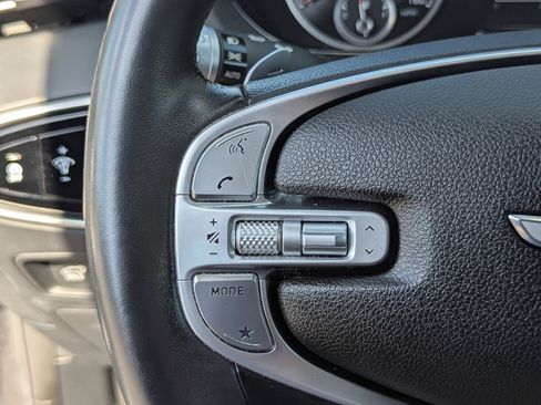 Used 2022 Genesis GV70 2.5T w/ Select Package image 30